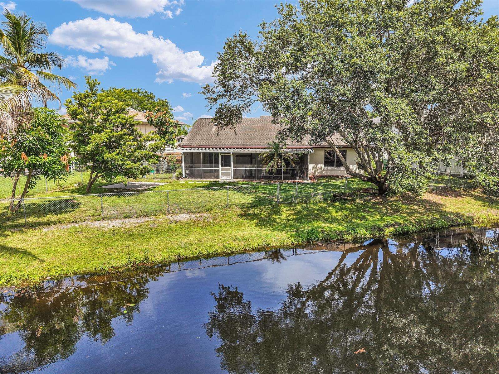 3930 79th, Davie, FL 33024 - For Sale photo 7