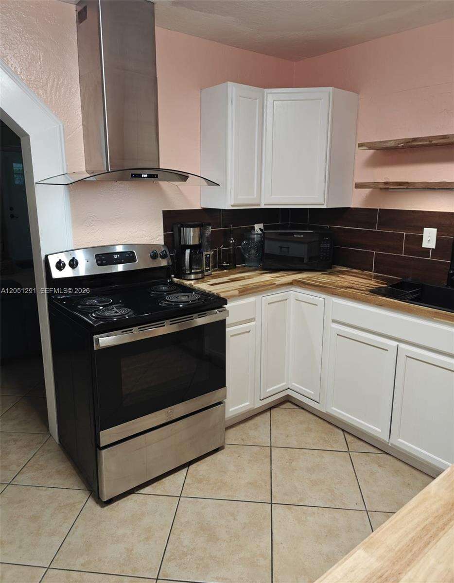 2418 Scott St, Hollywood, FL 33020 - For Sale photo 8
