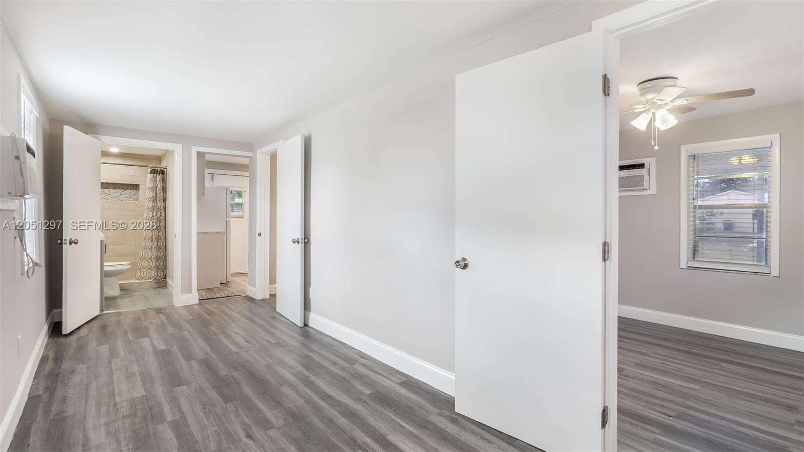523 60th Way, Hollywood, FL 33024 - For Sale photo 2