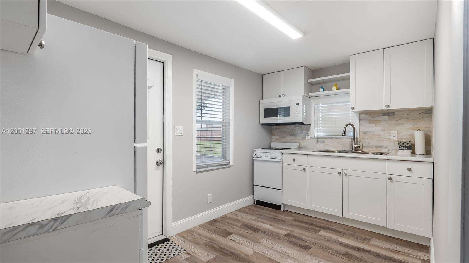 523 60th Way, Hollywood, FL 33024 - For Sale photo 5