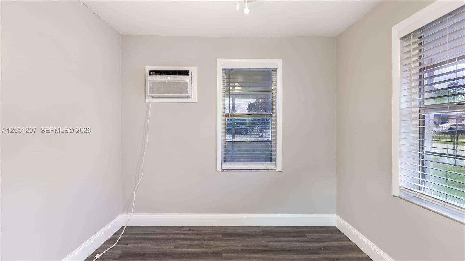 523 60th Way, Hollywood, FL 33024 - For Sale photo 9