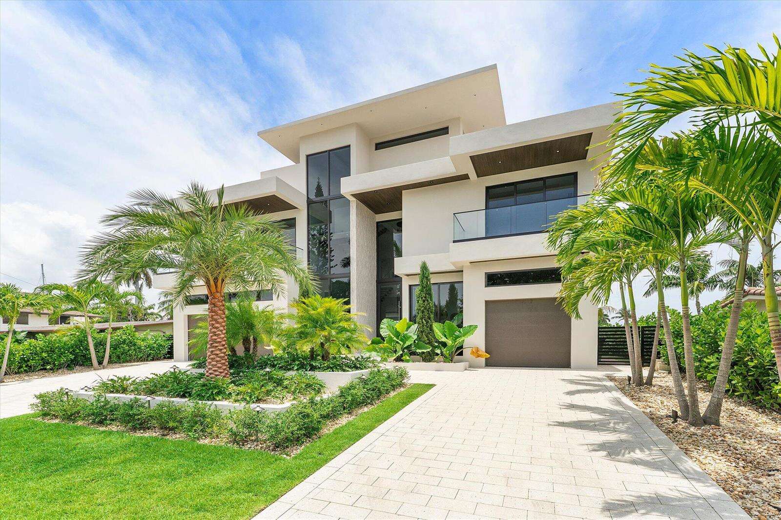 1607 14th, Fort Lauderdale, FL 33316 - For Sale photo 3