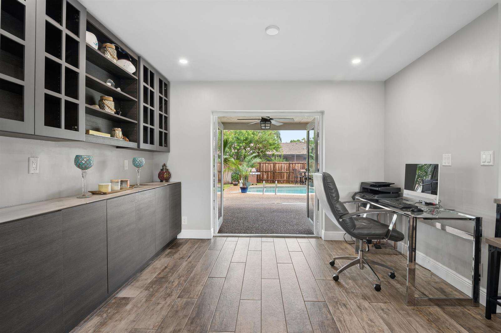 4601 Hawthorne, Hollywood, FL 33021 - For Sale photo 11