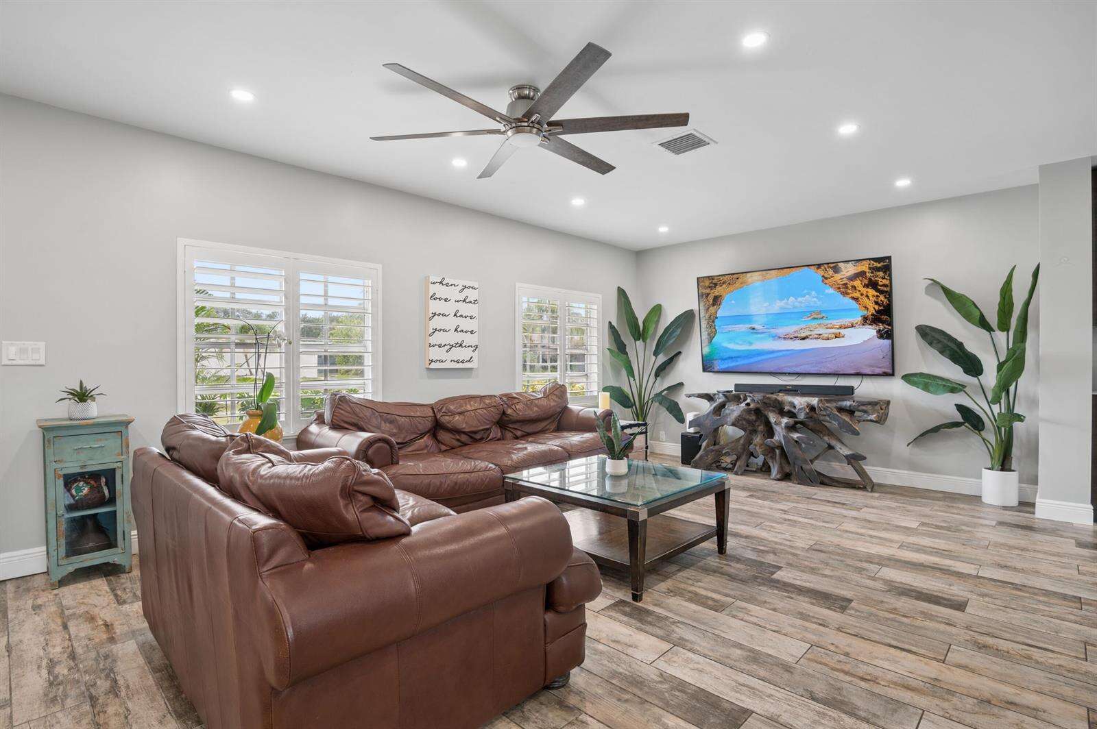 4601 Hawthorne, Hollywood, FL 33021 - For Sale photo 9