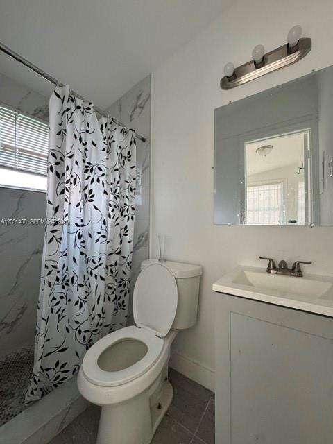 2628 Fletcher Ct, Hollywood, FL 33020 - For Sale photo 9