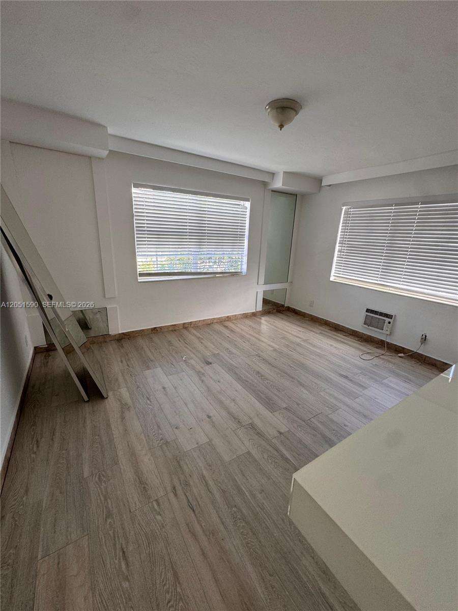 7800 Byron Ave, Miami Beach, FL 33141 - For Sale photo 2