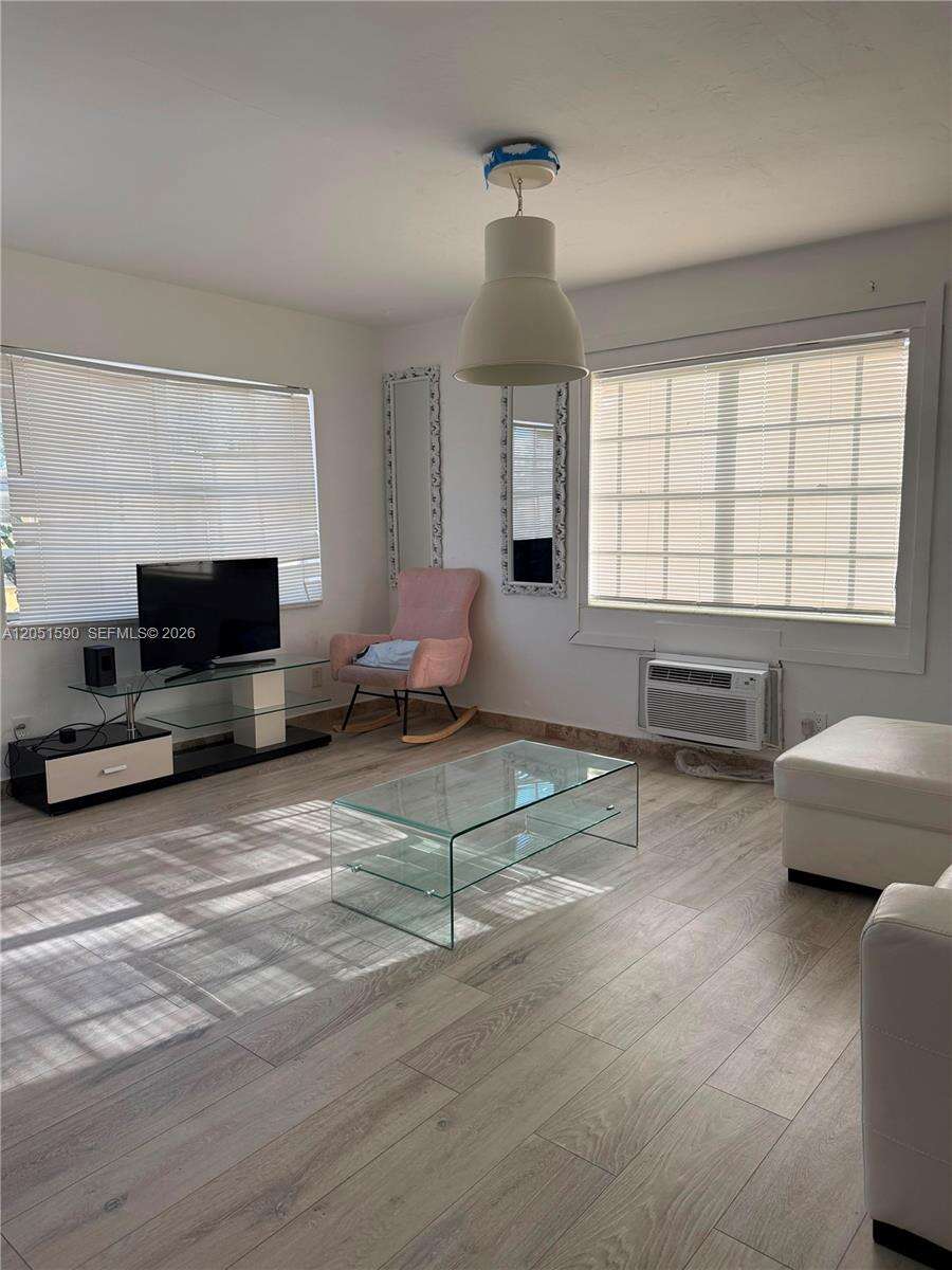 7800 Byron Ave, Miami Beach, FL 33141 - For Sale photo 12