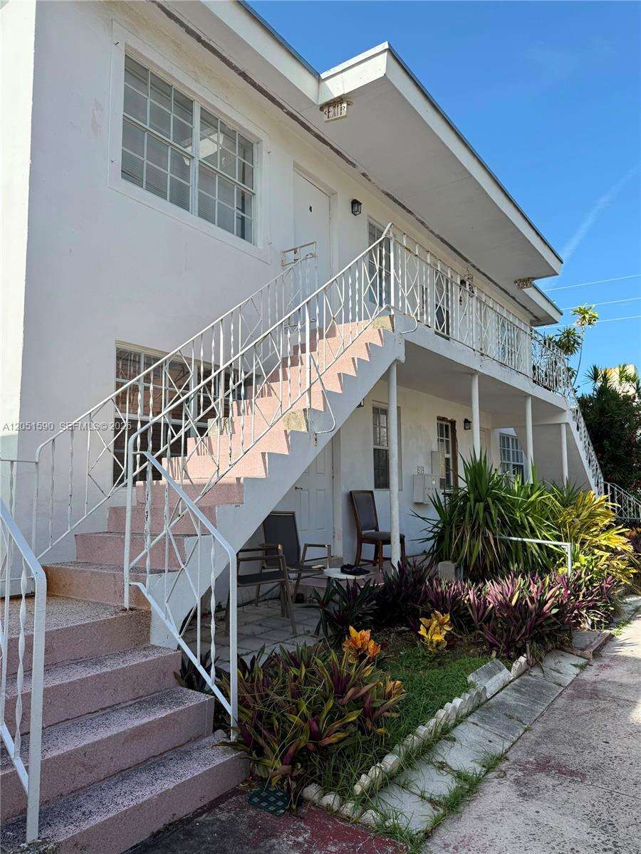 7800 Byron Ave, Miami Beach, FL 33141 - For Sale photo 5