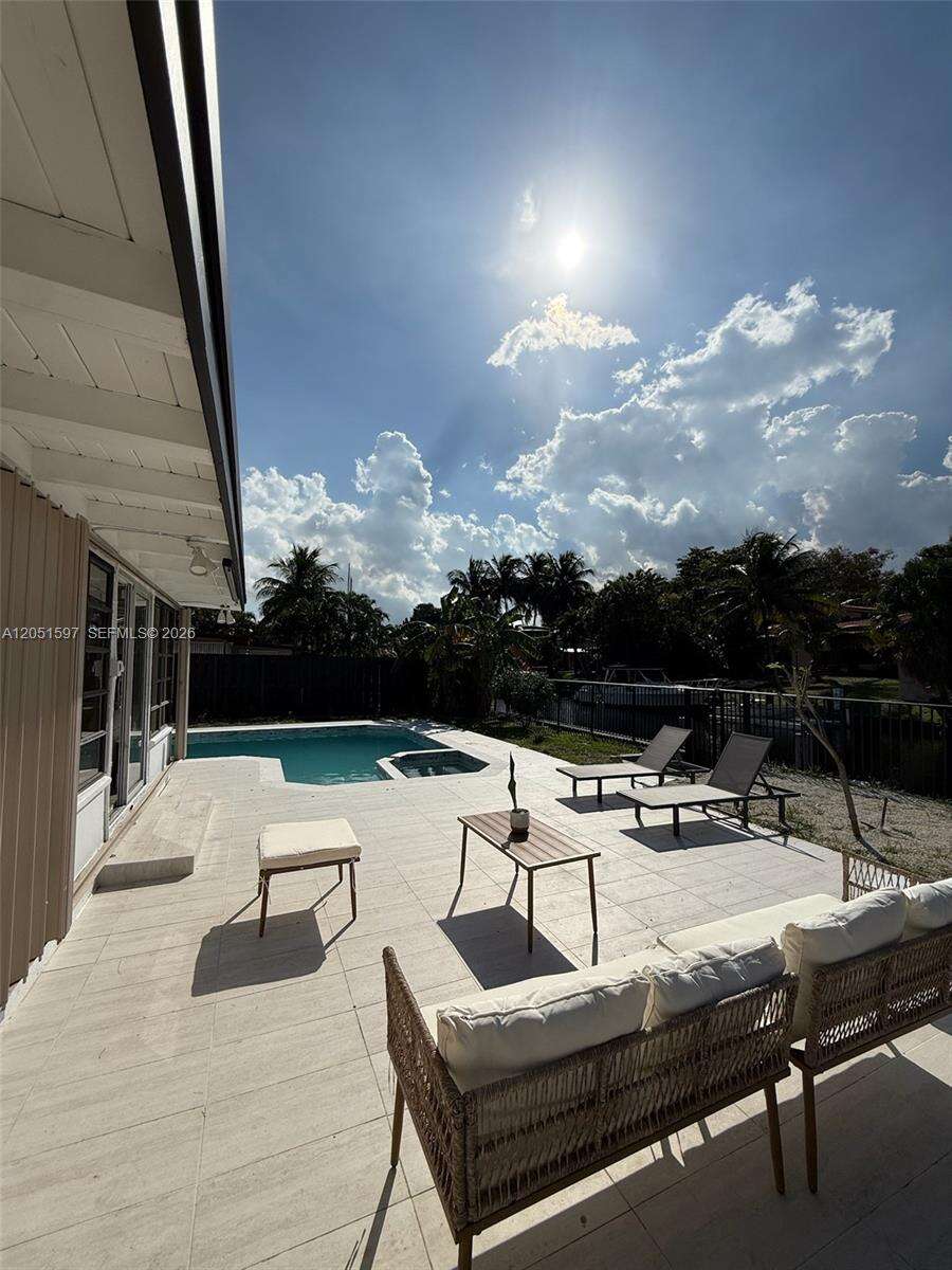 2443 Tortugas Ln, Fort Lauderdale, FL 33312 - For Sale photo 5