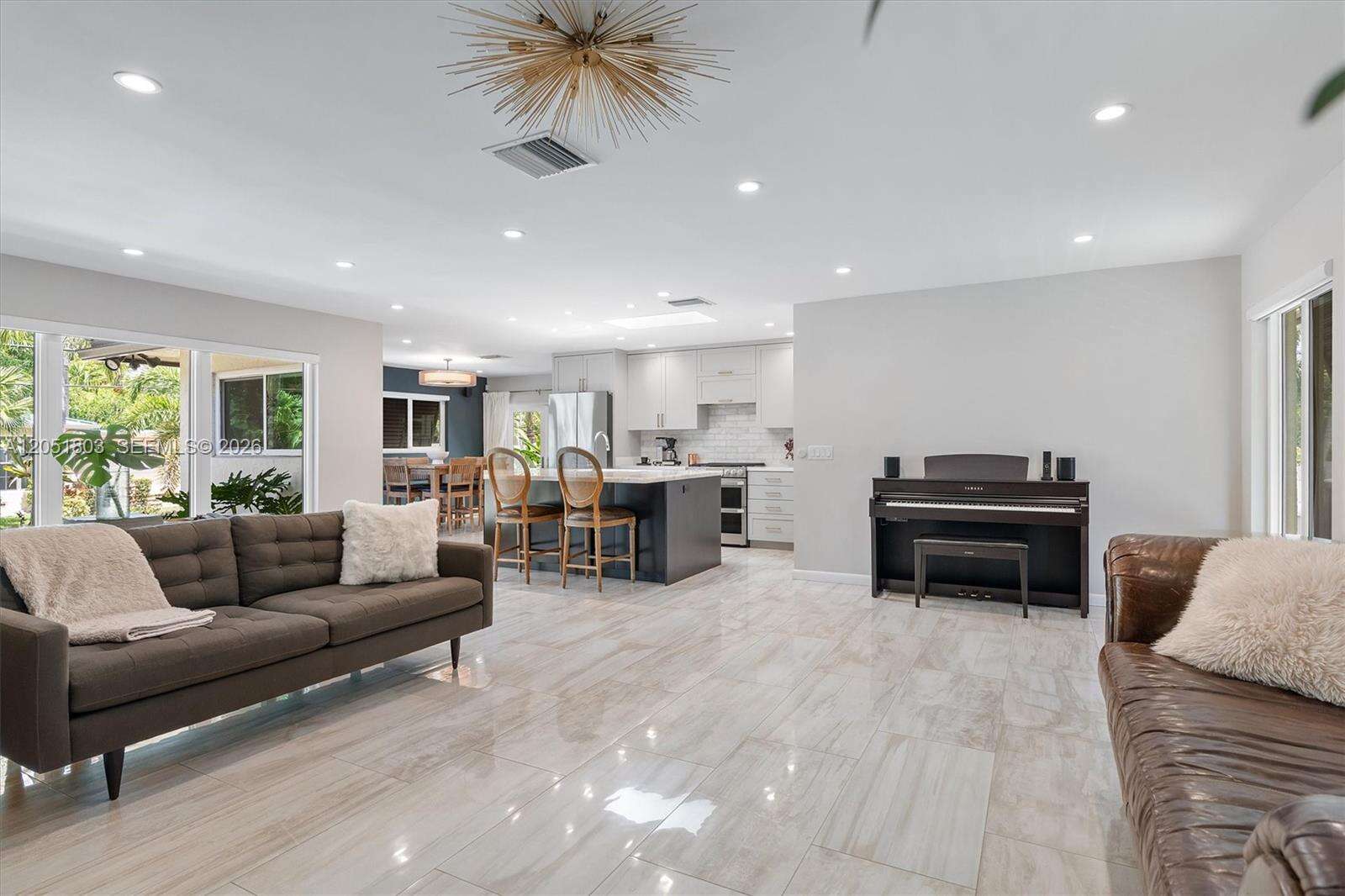 1255 Taylor St, Hollywood, FL 33019 - Pending Sale photo 12