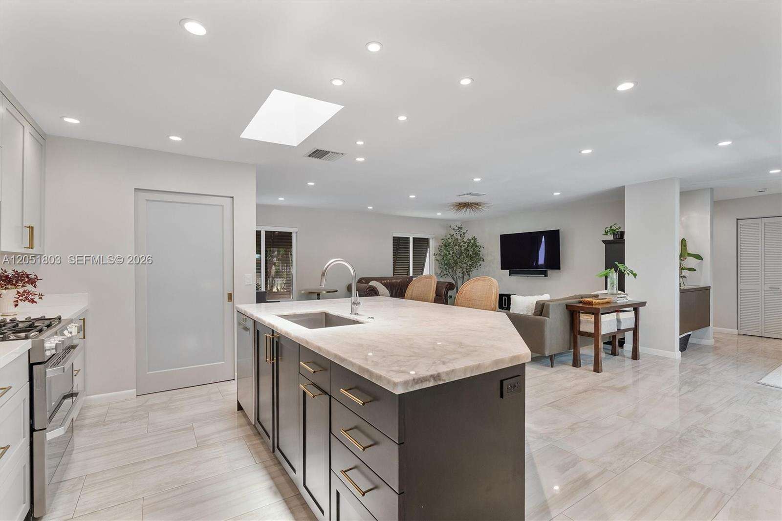 1255 Taylor St, Hollywood, FL 33019 - Pending Sale photo 17