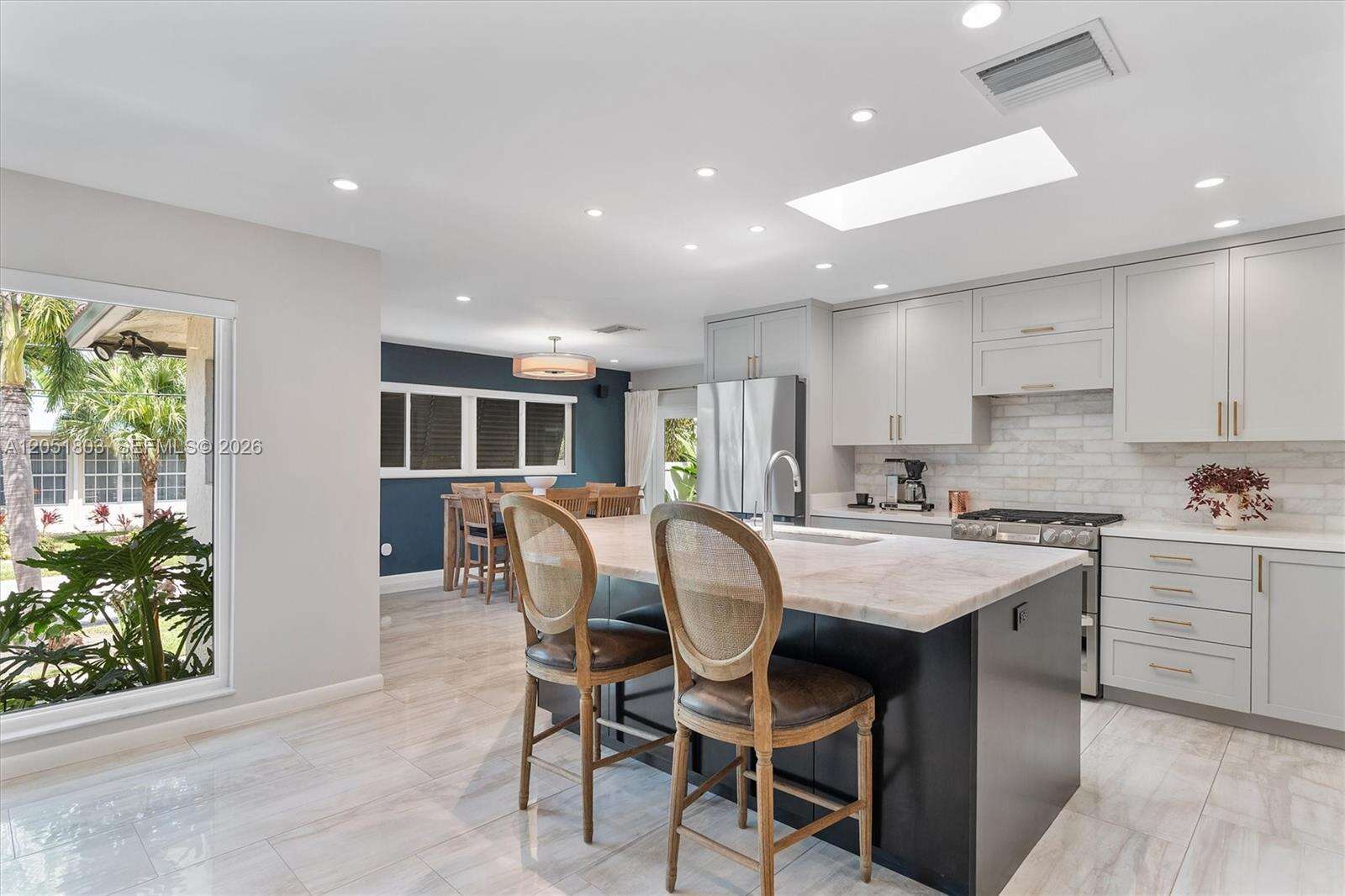 1255 Taylor St, Hollywood, FL 33019 - Pending Sale photo 4