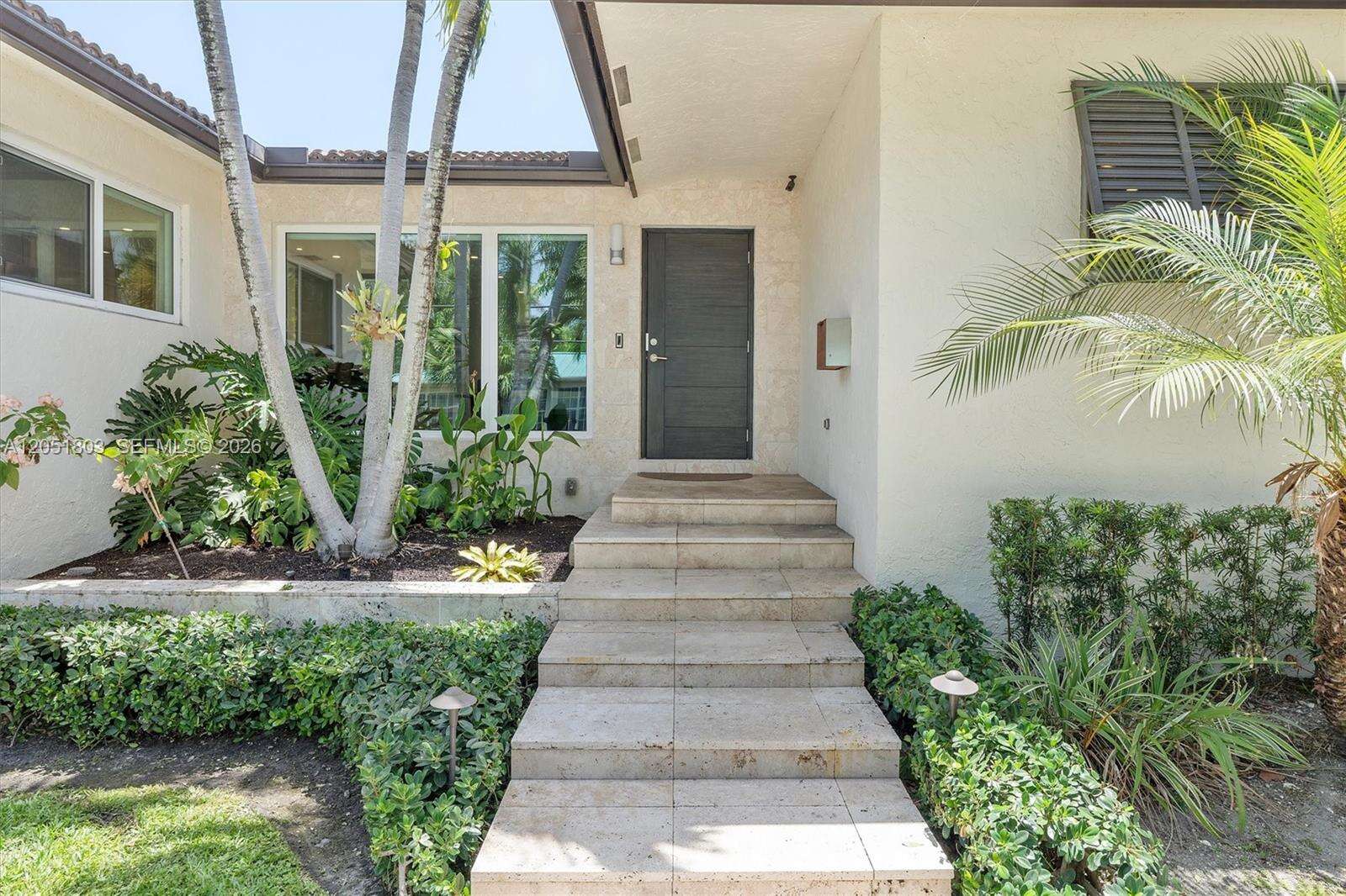 1255 Taylor St, Hollywood, FL 33019 - Pending Sale photo 8