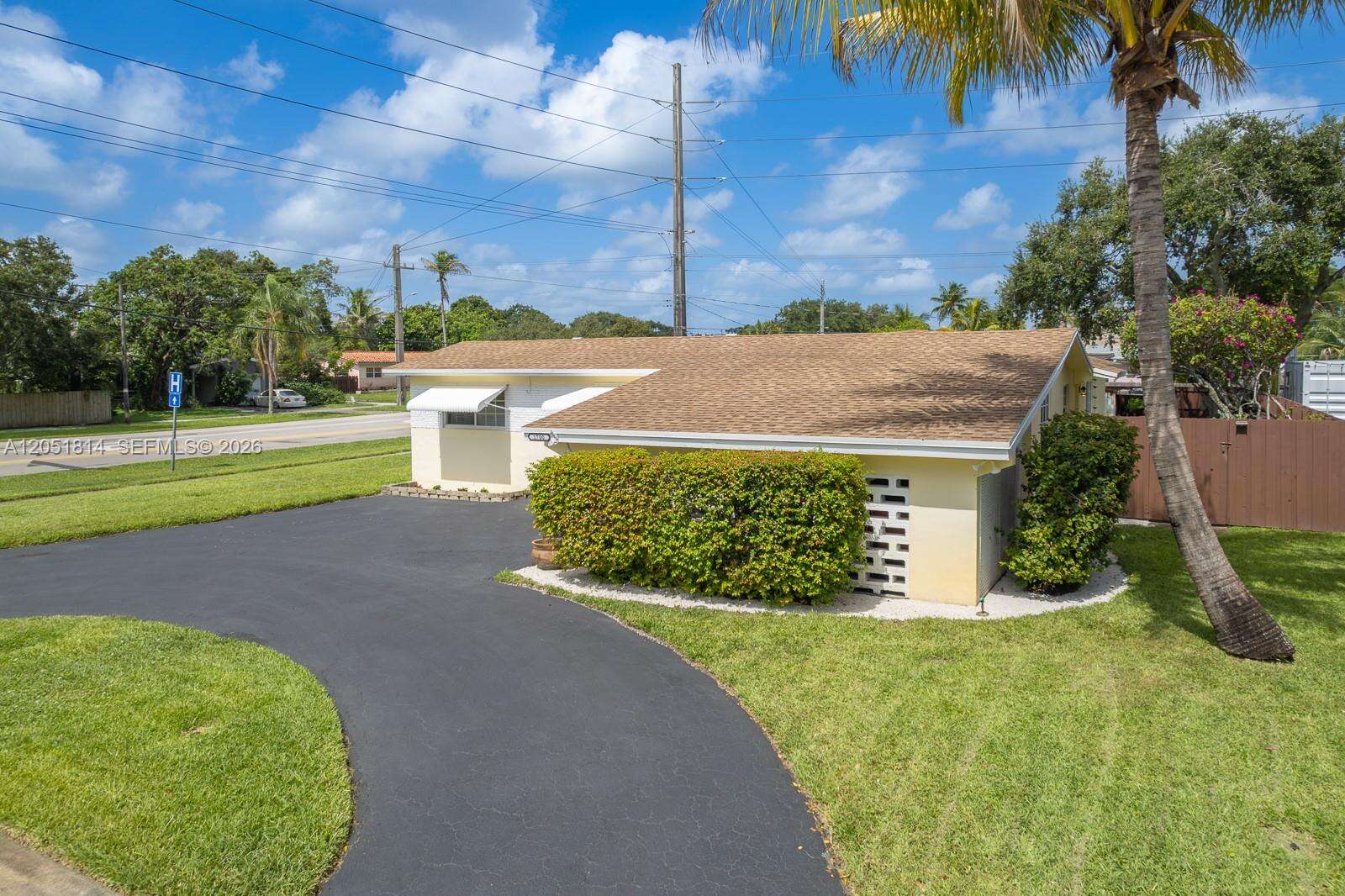 1700 Park Rd, Hollywood, FL 33021 - Pending Sale photo 8