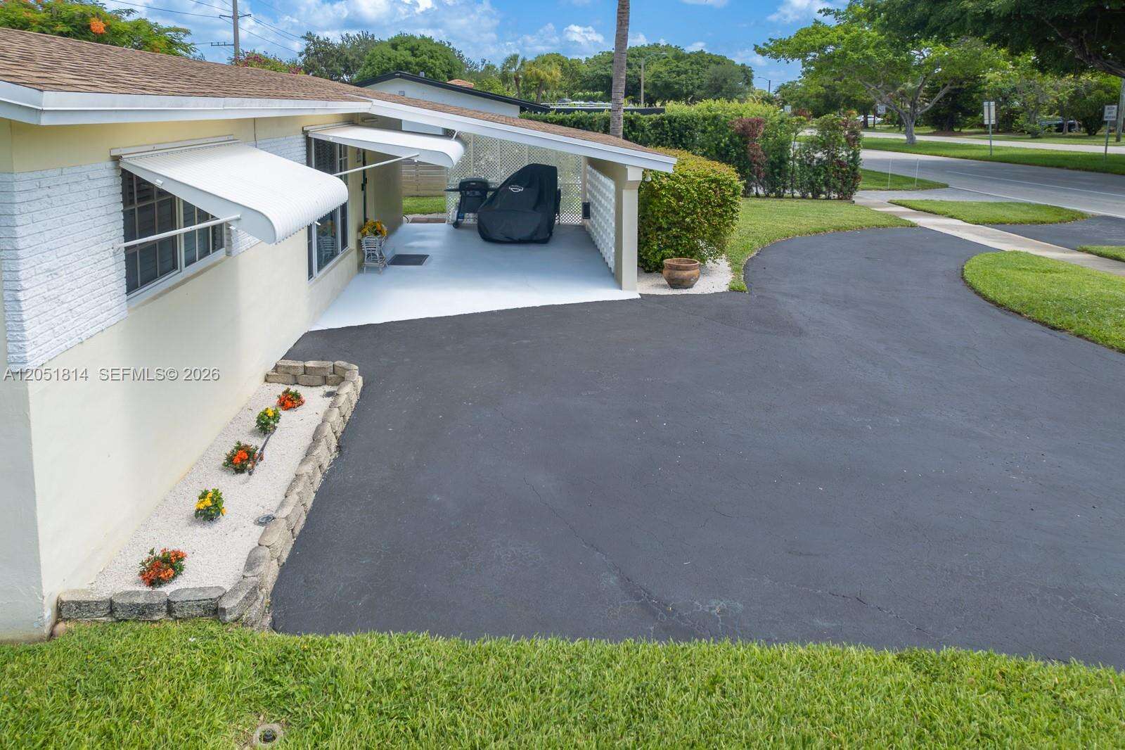 1700 Park Rd, Hollywood, FL 33021 - Pending Sale photo 9
