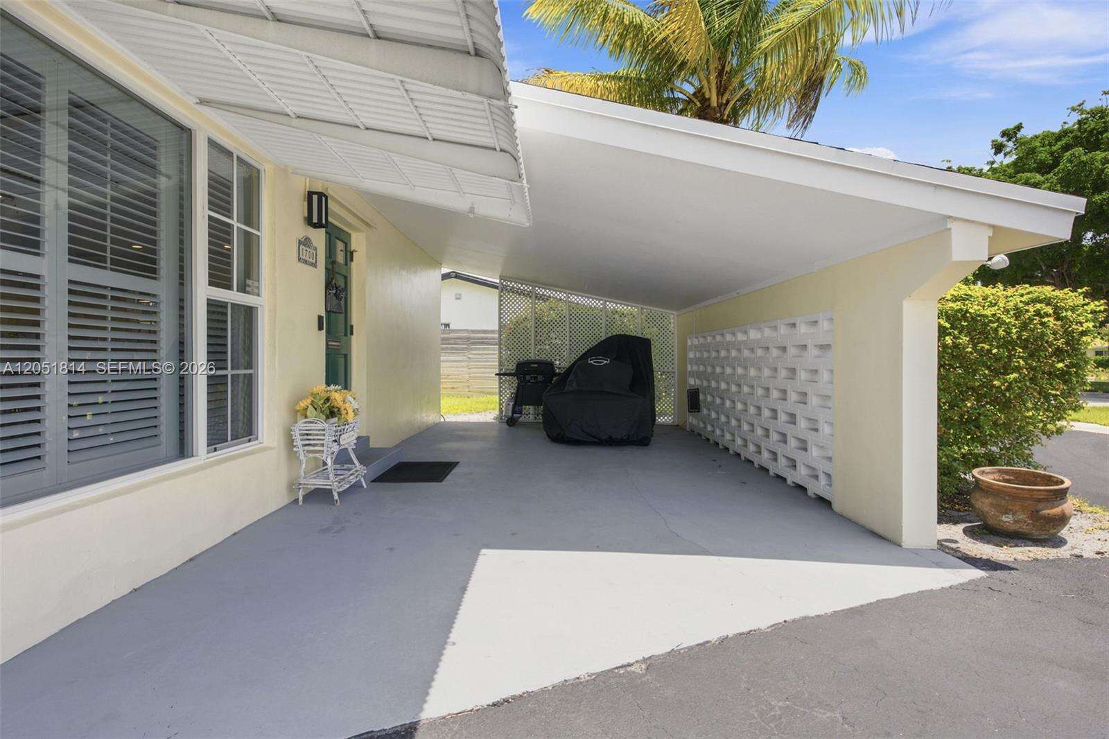 1700 Park Rd, Hollywood, FL 33021 - Pending Sale photo 10