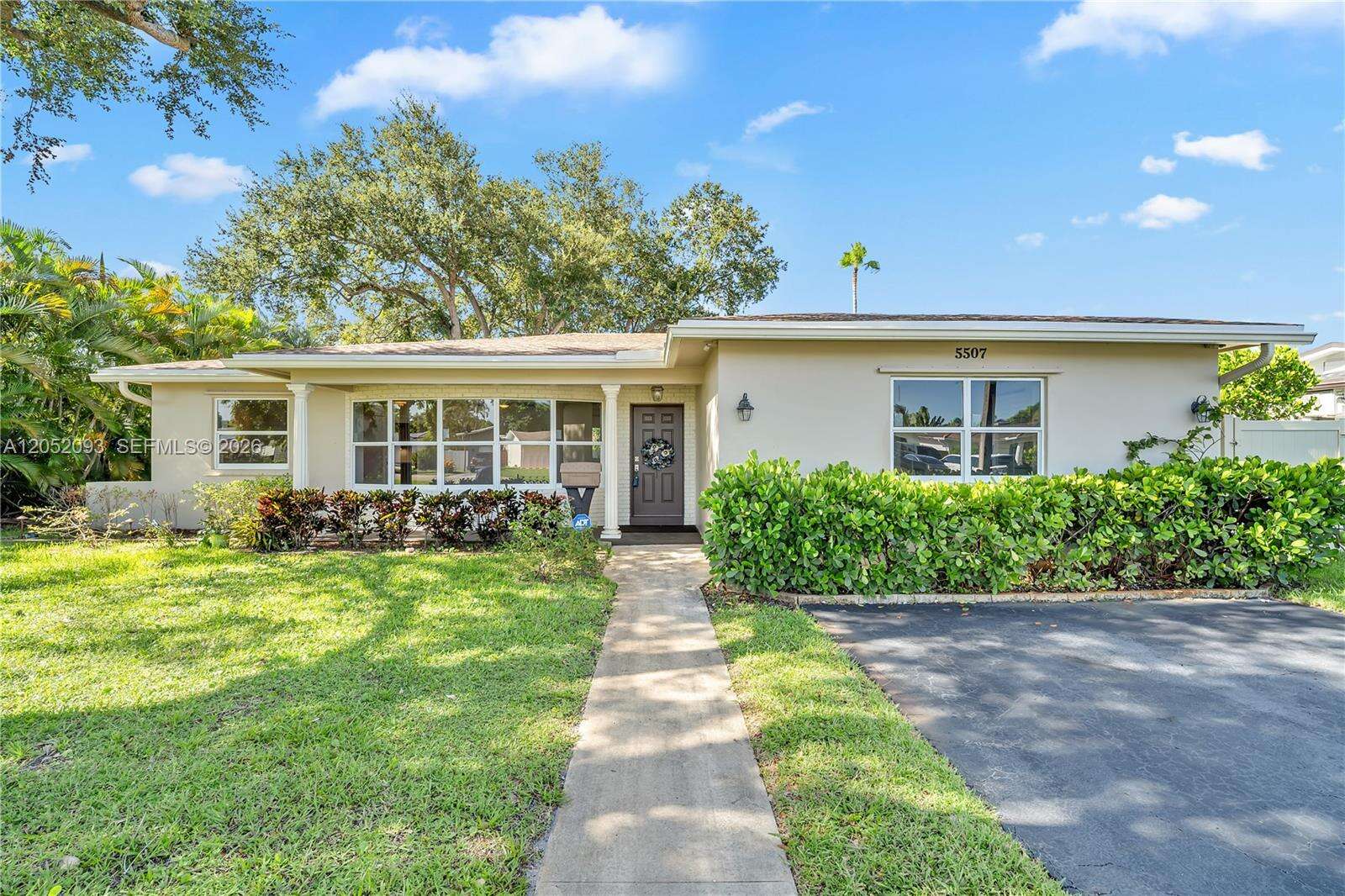5507 Mckinley St, Hollywood, FL 33021 - For Sale photo 2