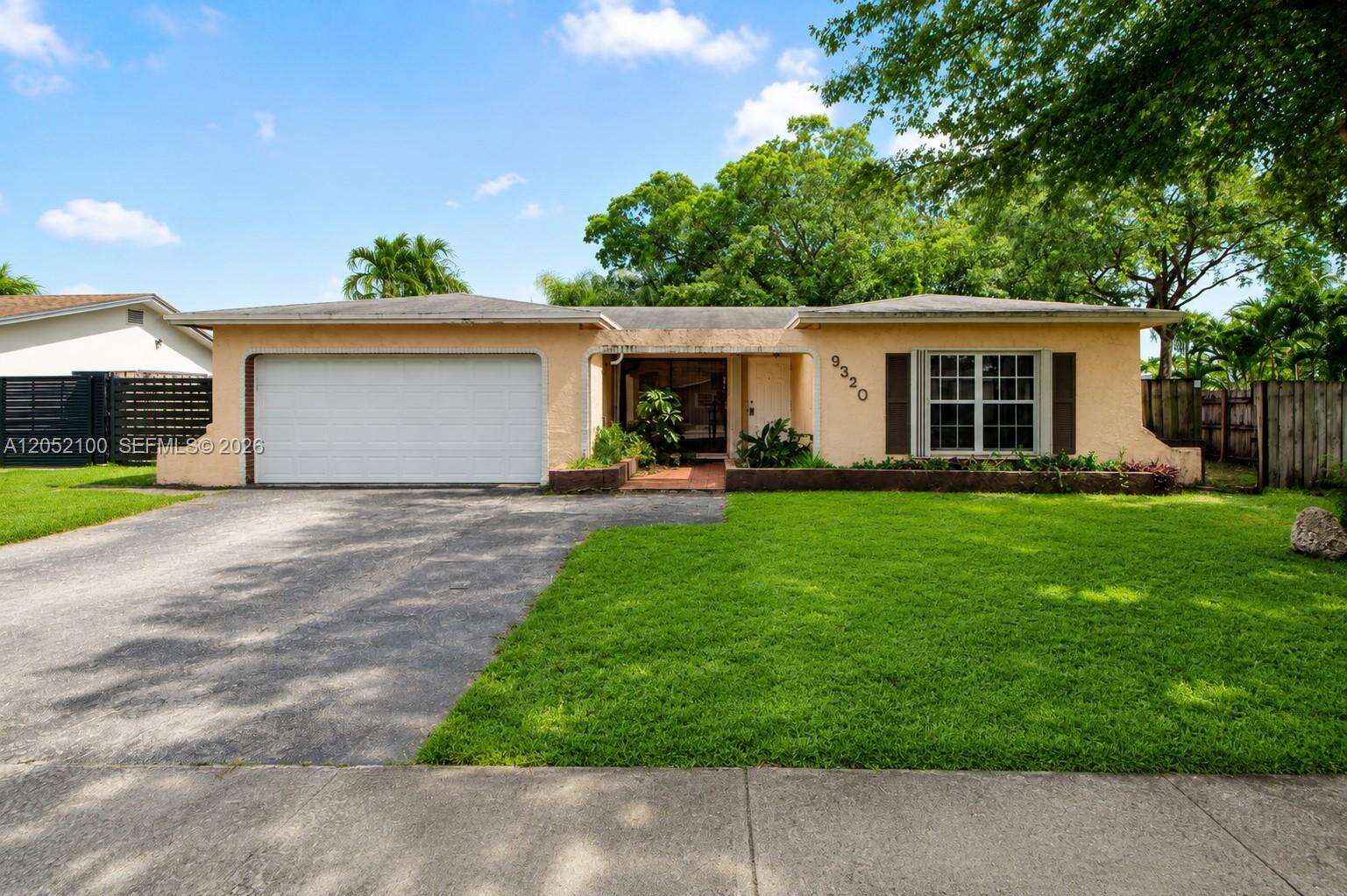 9320 13th St, Pembroke Pines, FL 33024 - Pending Sale photo 1