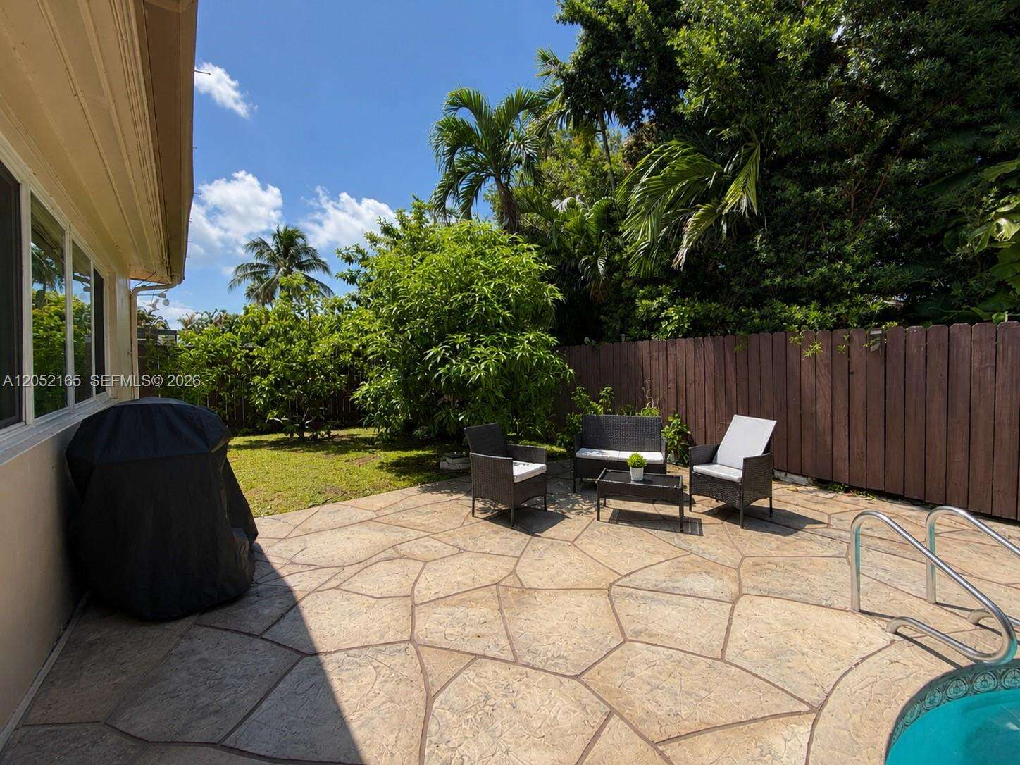 8291 17th Ct, Pembroke Pines, FL 33024 - For Sale photo 10
