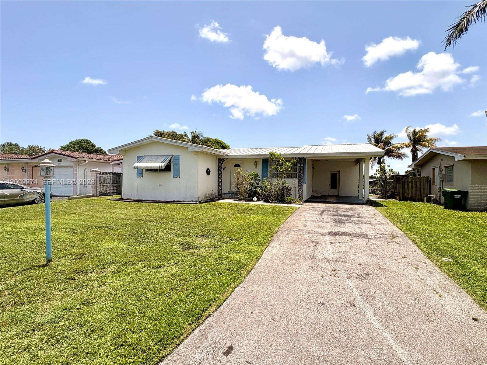 8220 15th St, Pembroke Pines, FL 33024 - Pending Sale photo 2