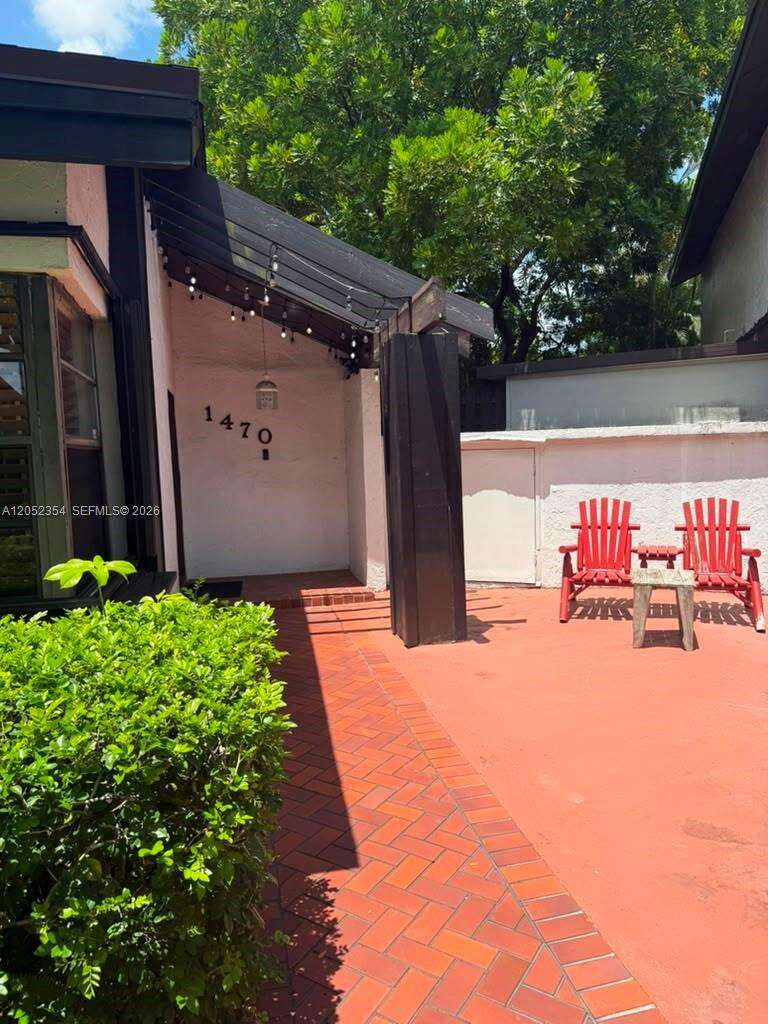 1470 Flamingo Ct, Pembroke Pines, FL 33026 - For Sale photo 7