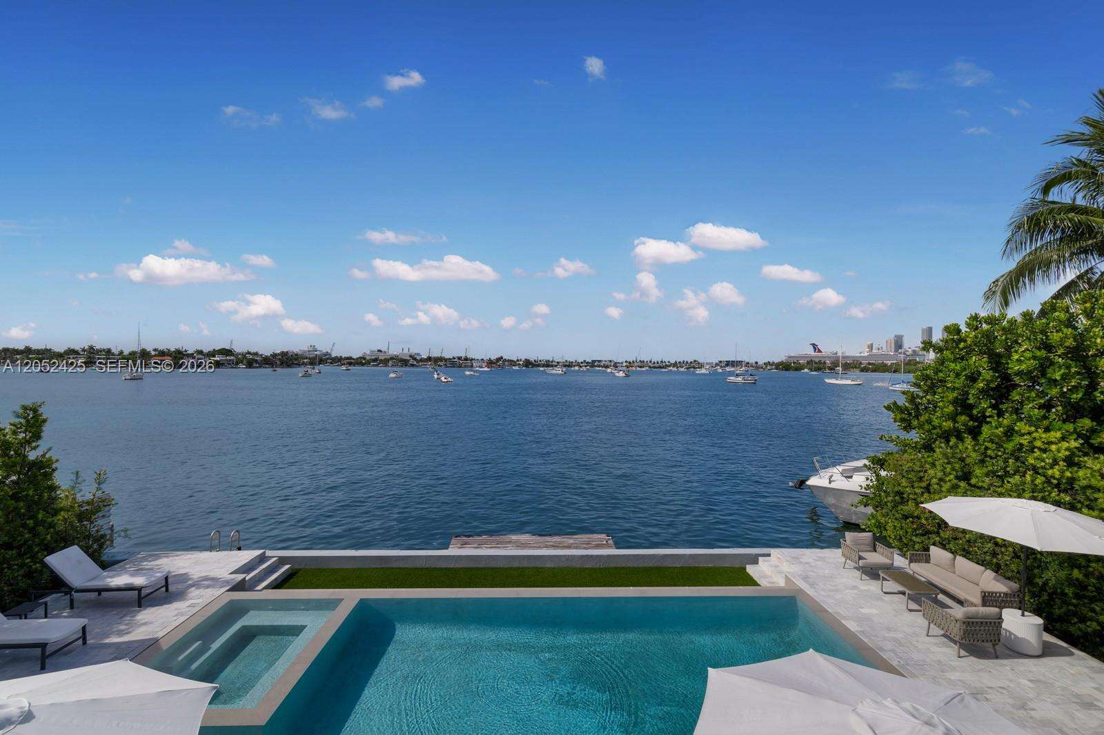1300 Venetian Way, Miami, FL 33139 - For Sale photo 11