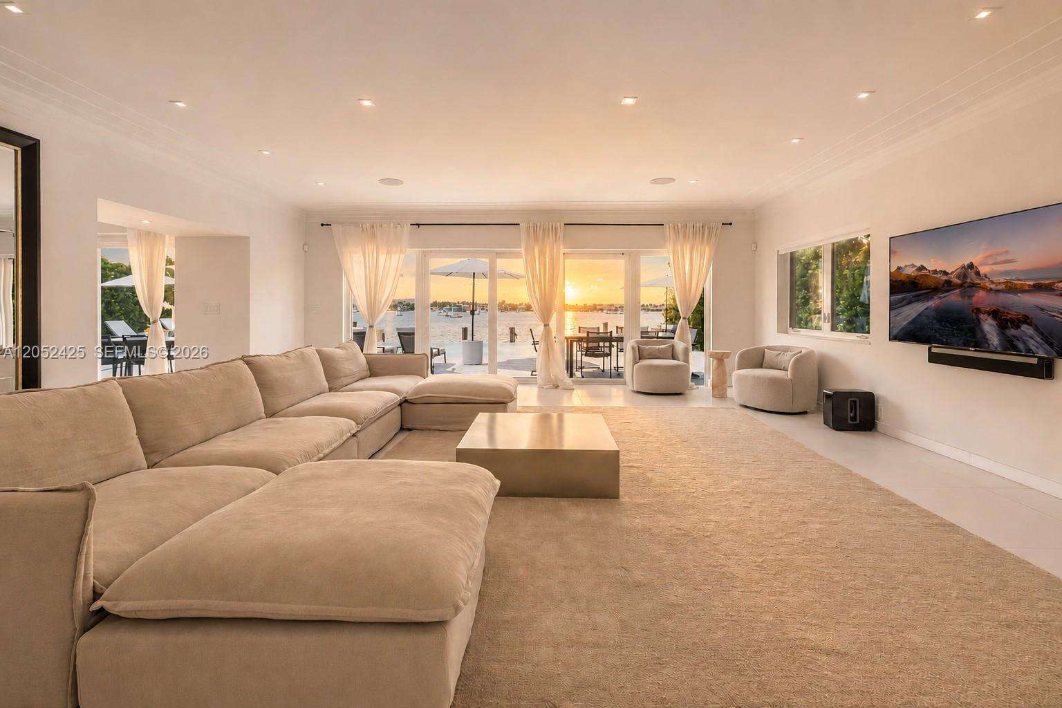 1300 Venetian Way, Miami, FL 33139 - For Sale photo 5