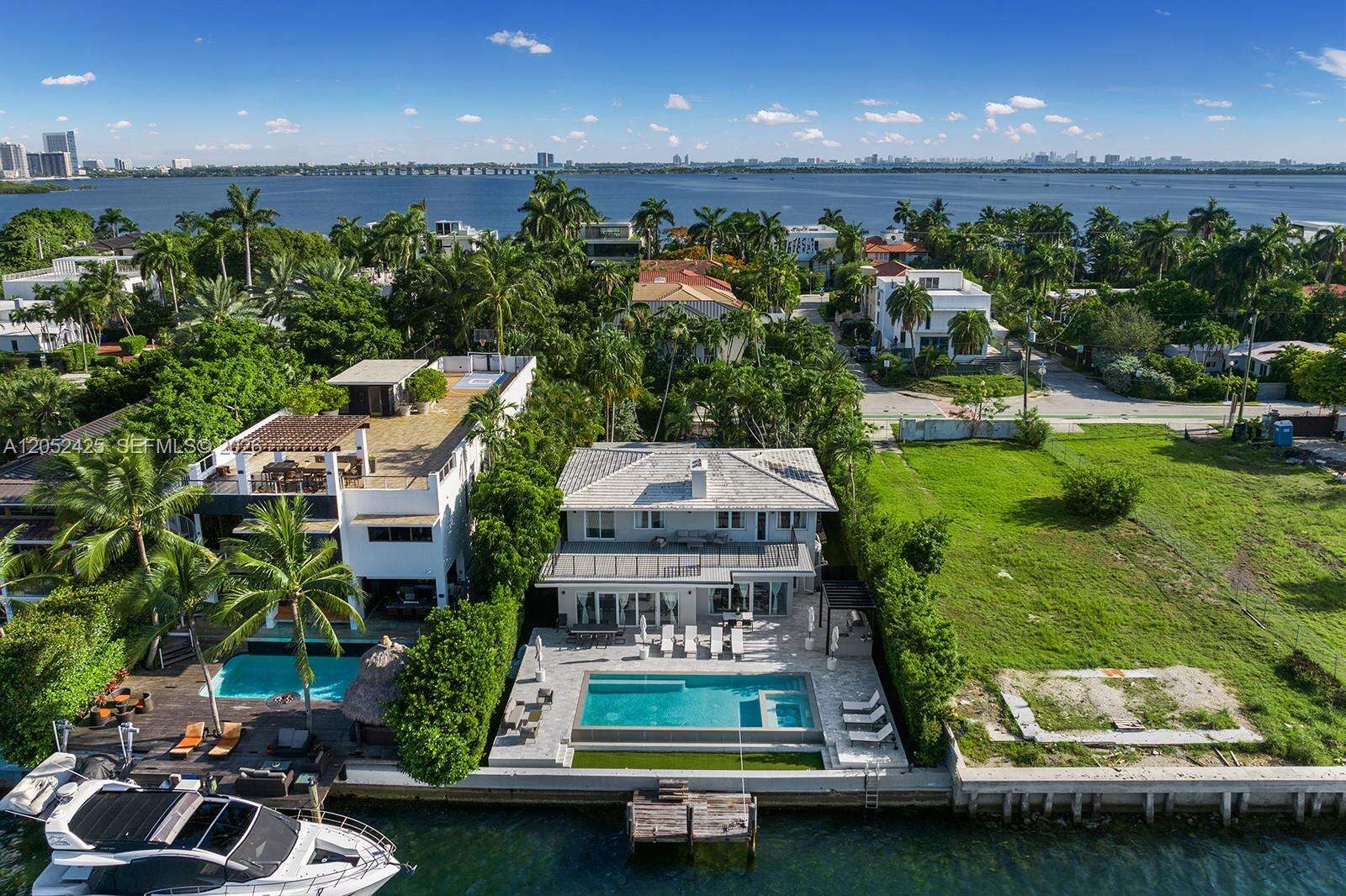 1300 Venetian Way, Miami, FL 33139 - For Sale photo 10