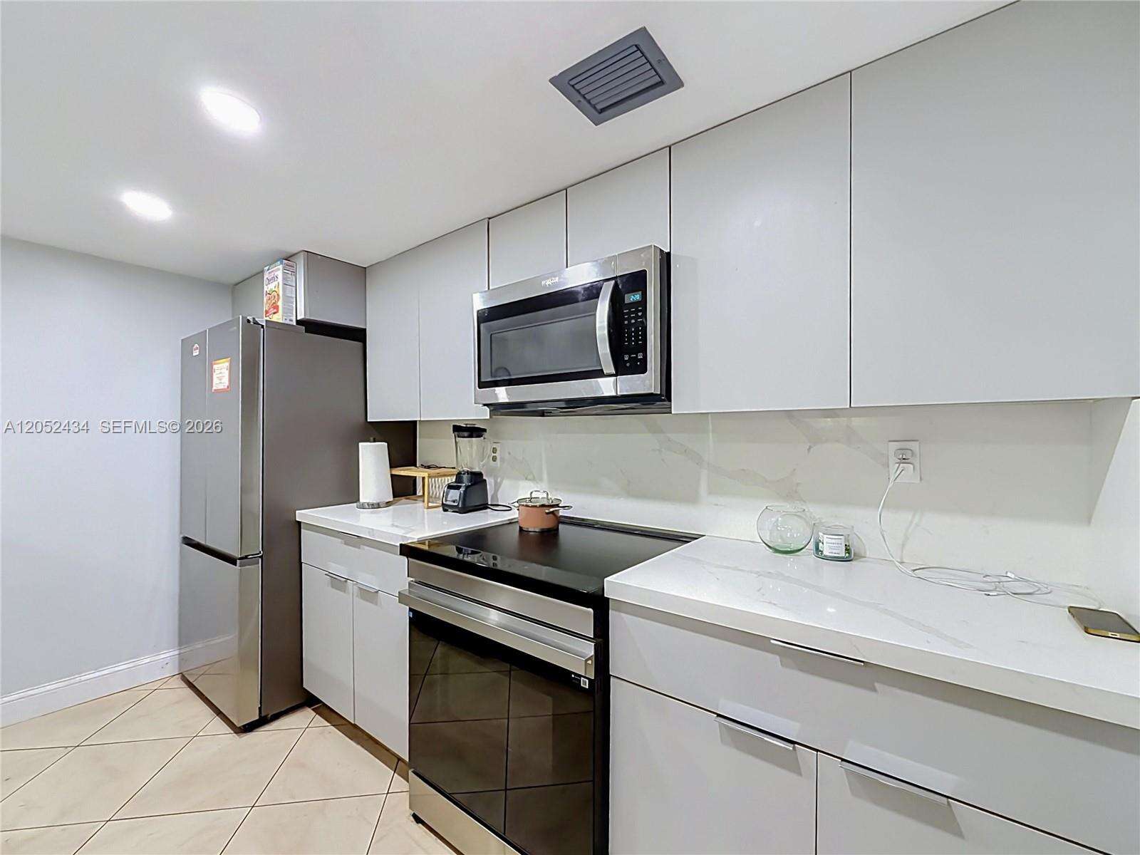 1110 Fairway Rd, Pembroke Pines, FL 33026 - For Sale photo 20