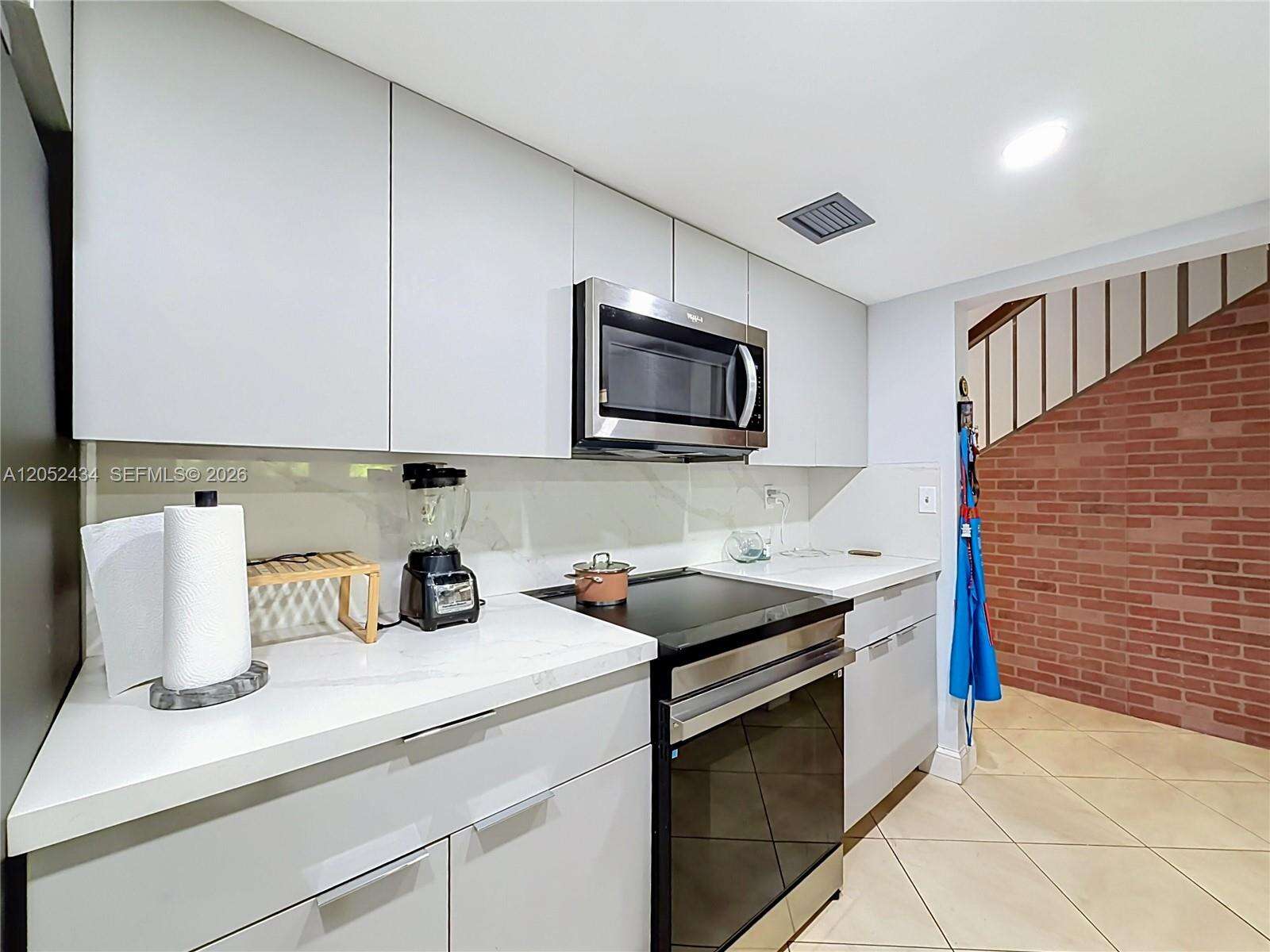 1110 Fairway Rd, Pembroke Pines, FL 33026 - For Sale photo 25