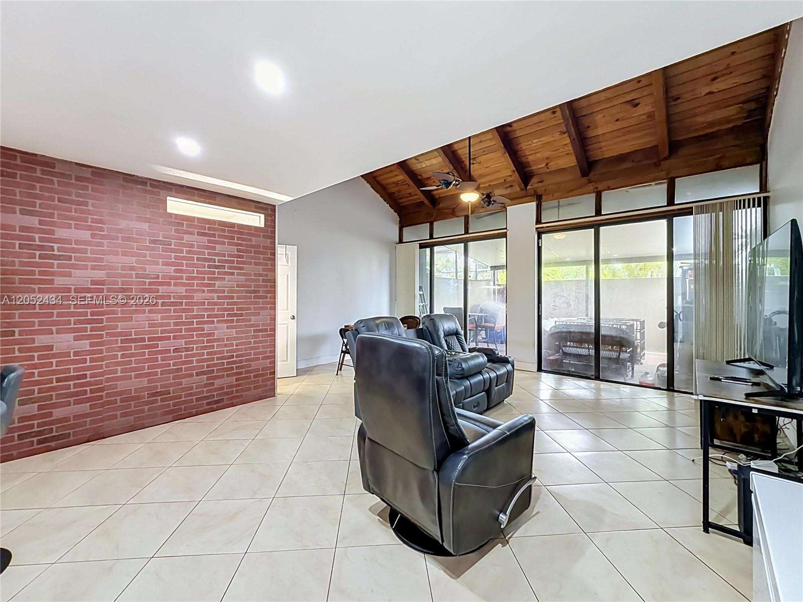 1110 Fairway Rd, Pembroke Pines, FL 33026 - For Sale photo 30