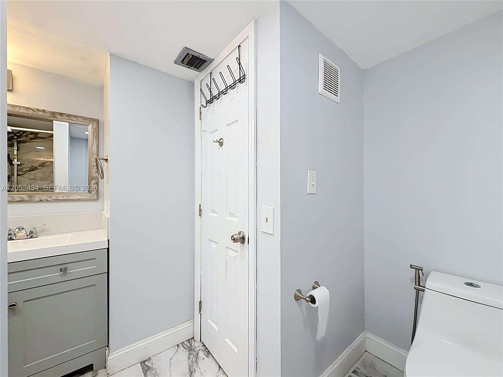1110 Fairway Rd, Pembroke Pines, FL 33026 - For Sale photo 46