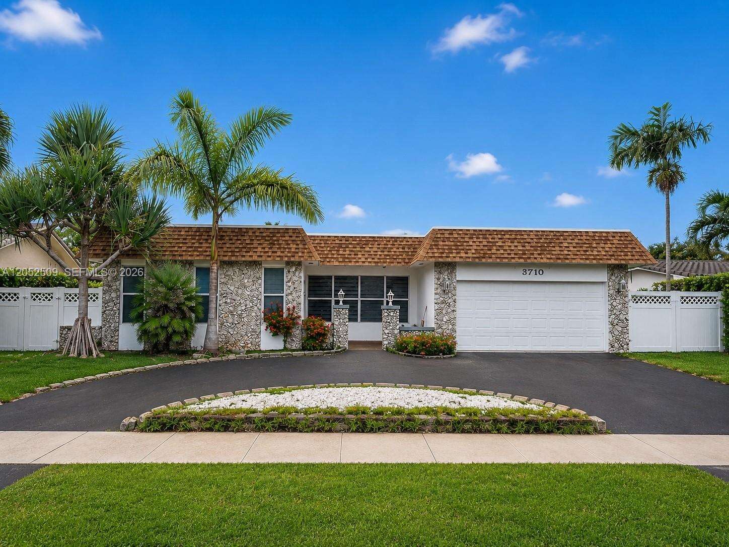 3710 54th Ave, Hollywood, FL 33021 - For Sale photo 1