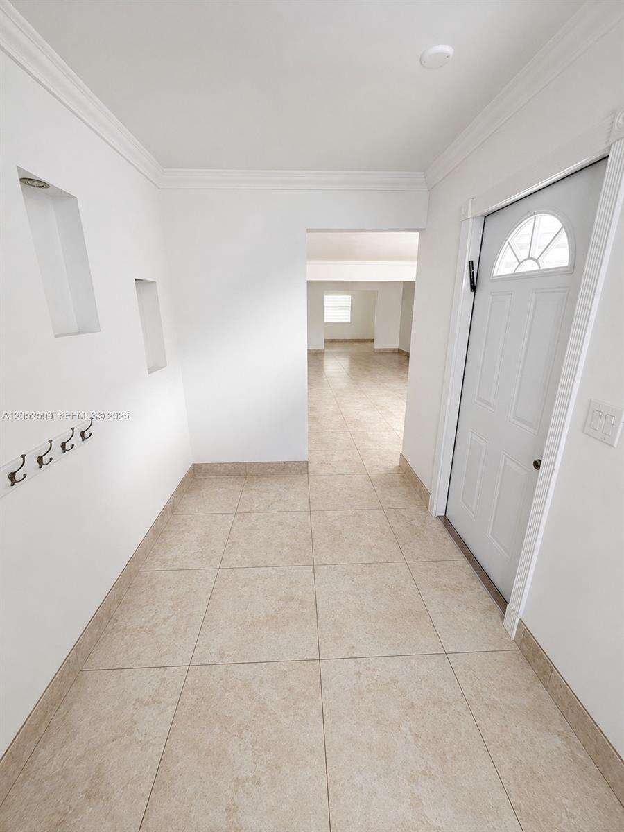 3710 54th Ave, Hollywood, FL 33021 - For Sale photo 2
