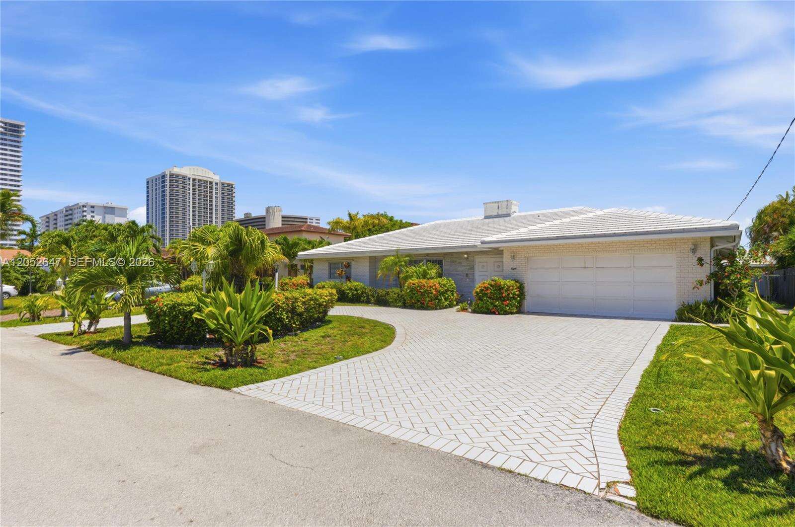 8 Castle Harbor Is, Fort Lauderdale, FL 33308 - For Sale photo 1