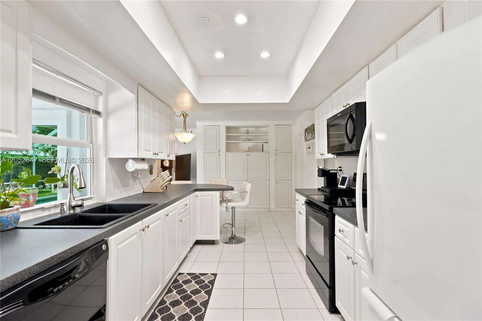 8 Castle Harbor Is, Fort Lauderdale, FL 33308 - For Sale photo 8
