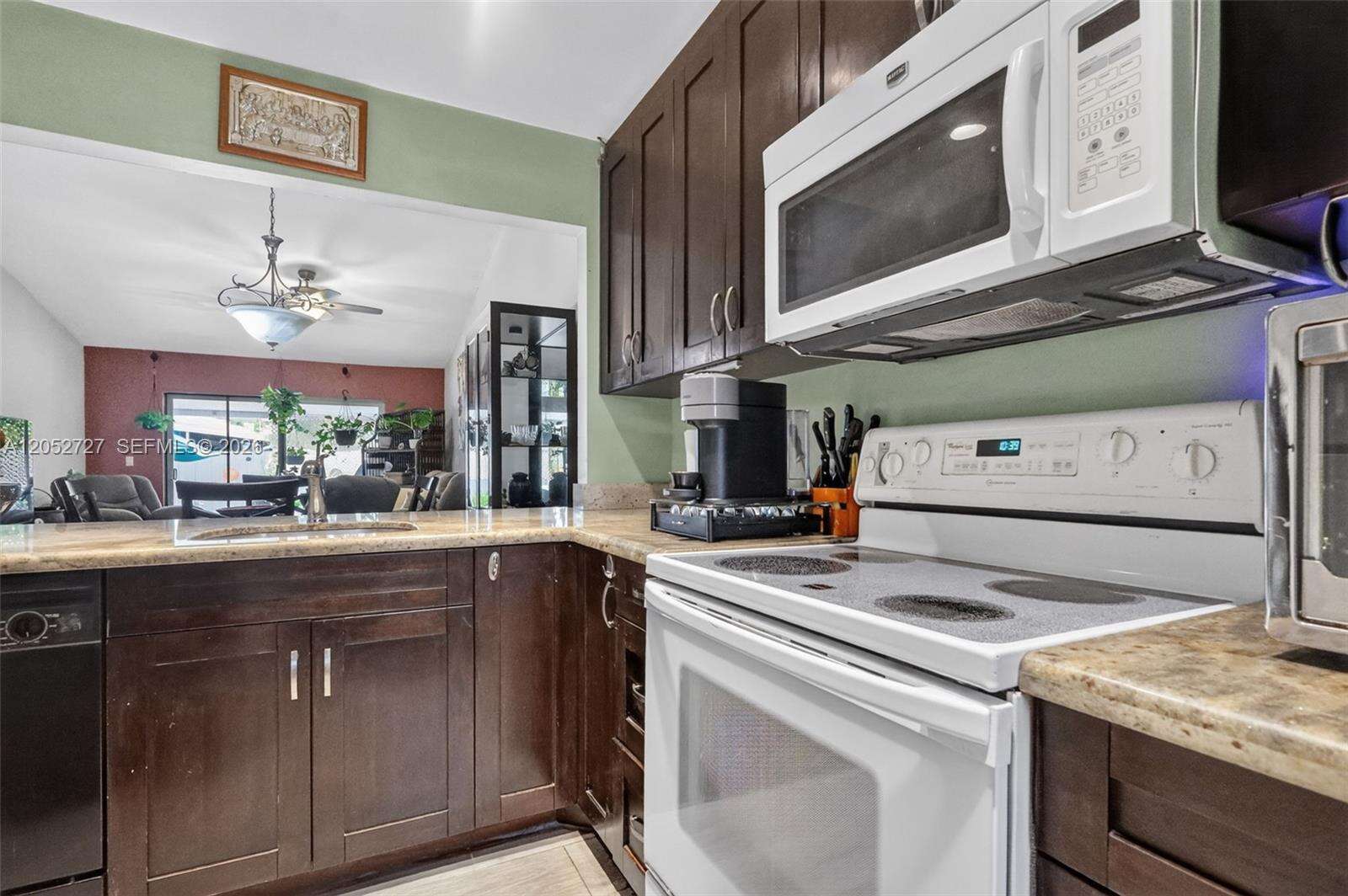2377 37th Ave, Hollywood, FL 33021 - For Sale photo 13