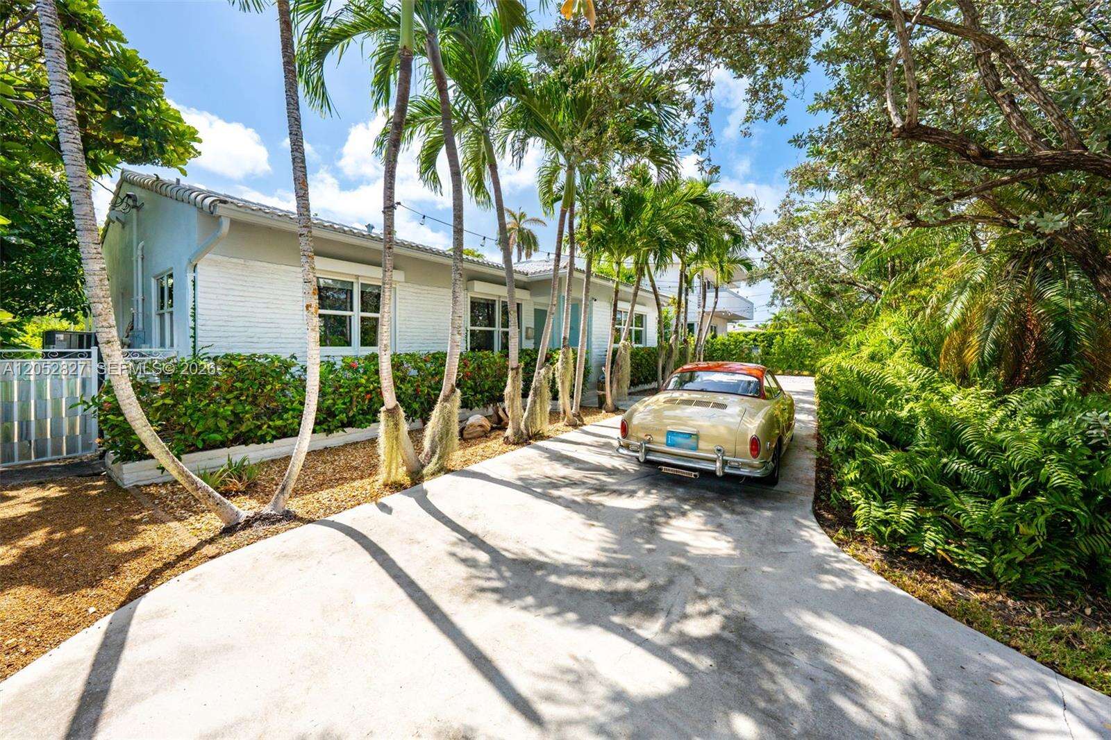 9172 Carlyle Ave, Surfside, FL 33154 - For Sale photo 1