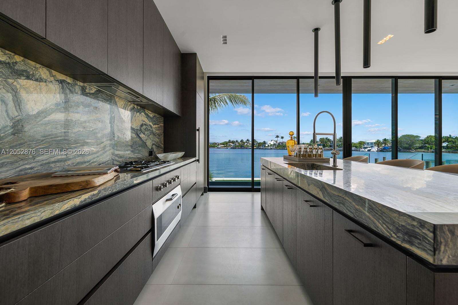 1141 Biscayne Point Rd, Miami Beach, FL 33141 - For Sale photo 8