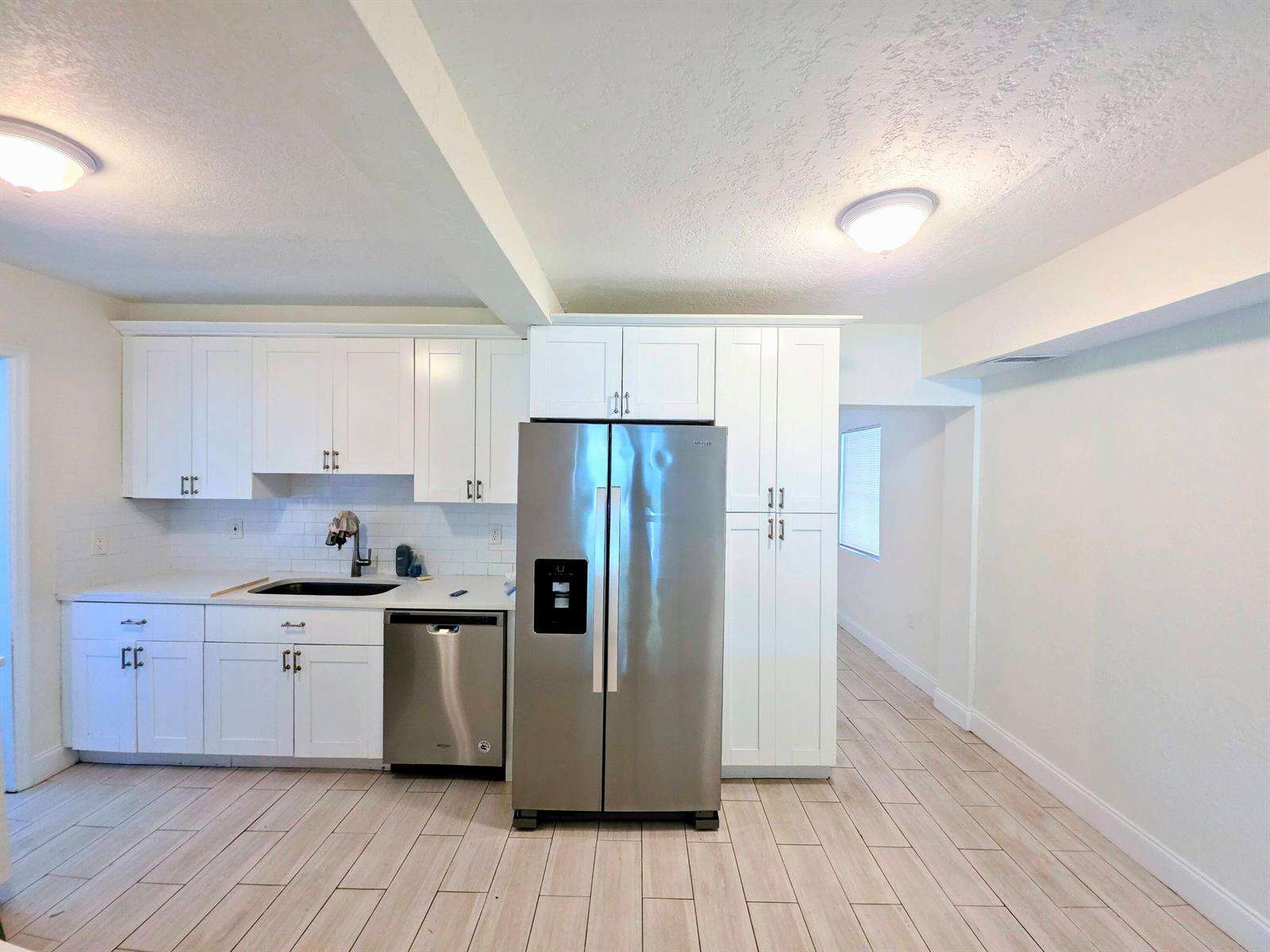 1220 1st, Fort Lauderdale, FL 33304 - For Sale photo 4