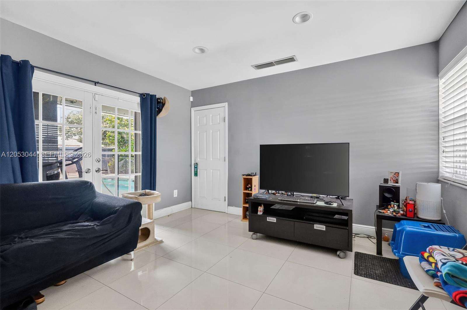 7891 Raleigh St, Hollywood, FL 33024 - For Sale photo 9