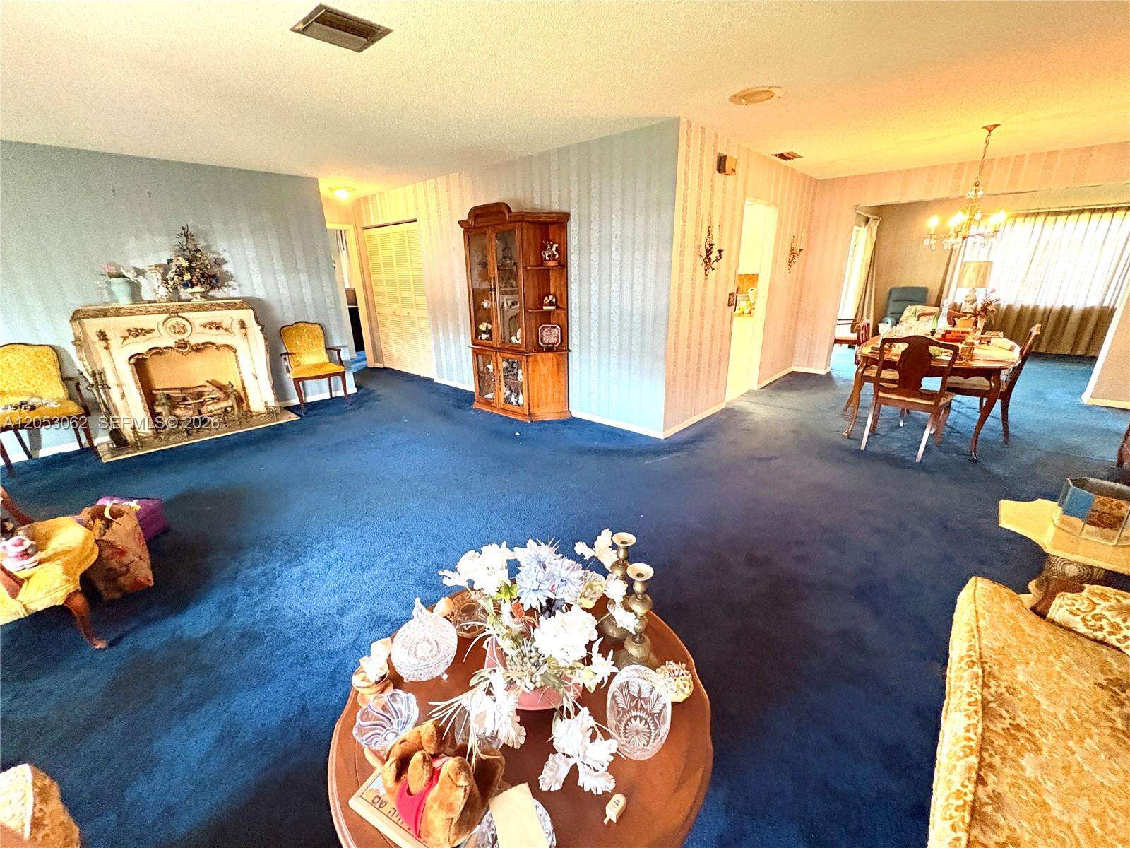 11851 23rd St, Pembroke Pines, FL 33026 - For Sale photo 5
