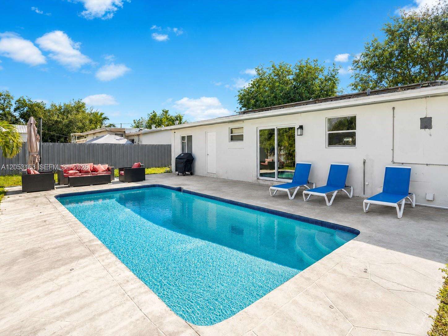 6441 Meade St, Hollywood, FL 33024 - For Sale photo 1