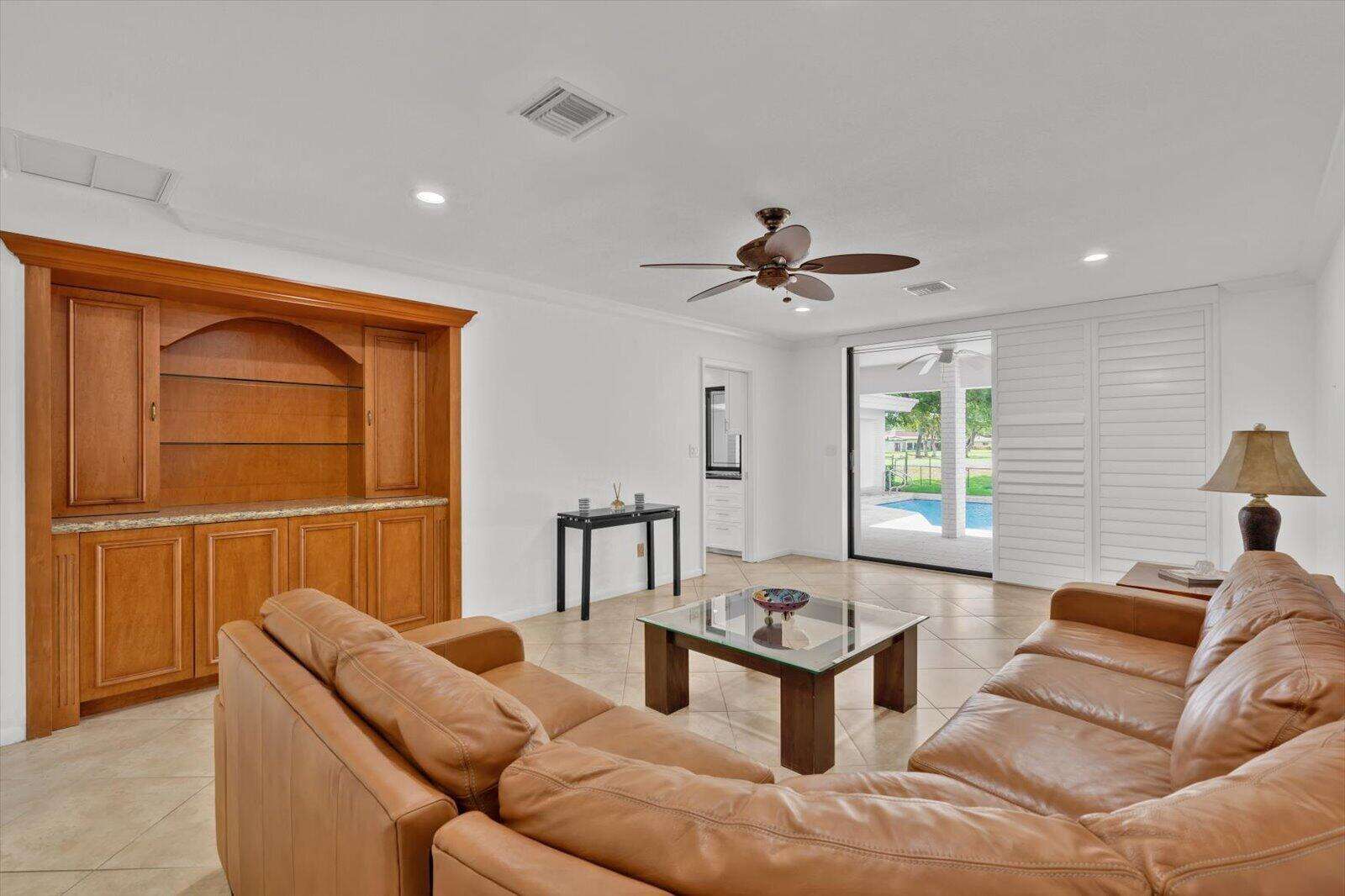 3500 45th, Hollywood, FL 33021 - For Sale photo 17