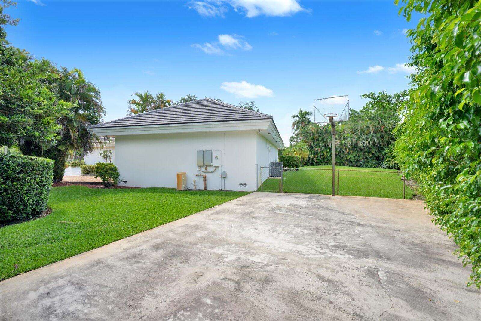 3500 45th, Hollywood, FL 33021 - For Sale photo 35