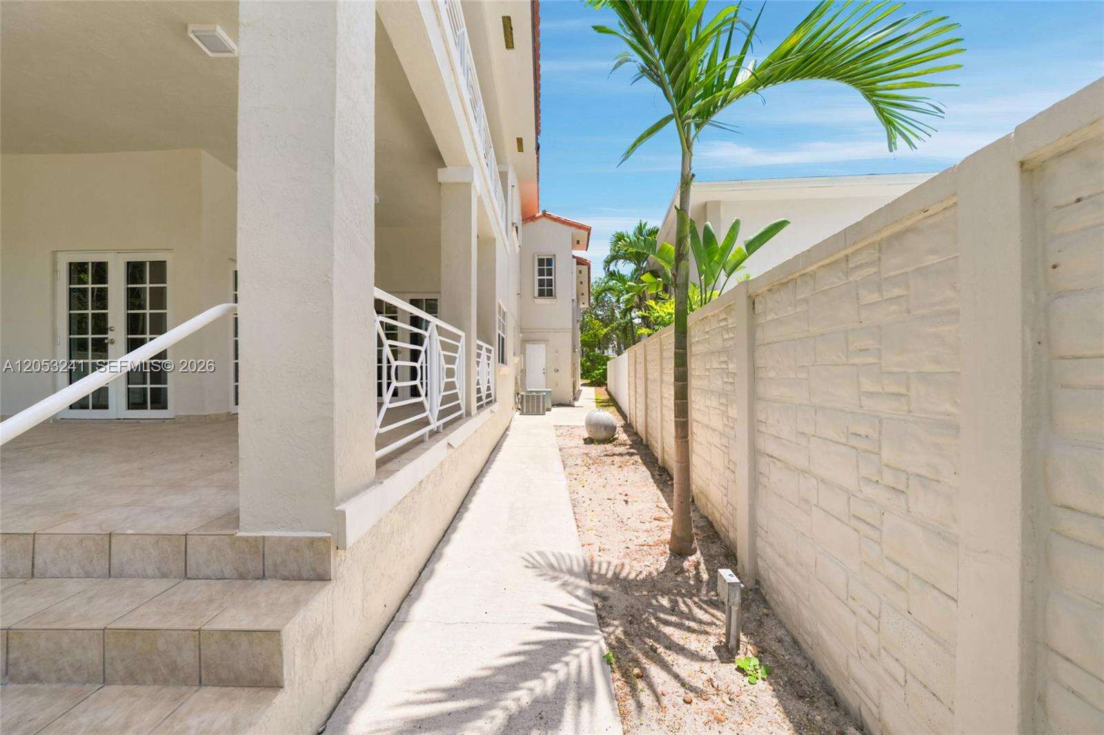 235 Atlantic Ave, Sunny Isles Beach, FL 33160 - For Sale photo 31