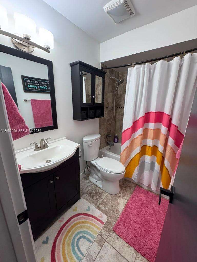 1490 Flamingo Ct, Pembroke Pines, FL 33026 - For Sale photo 11