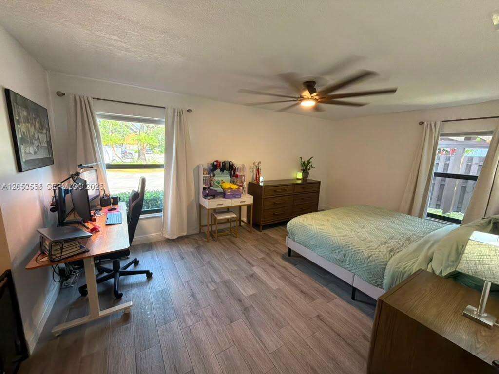 1490 Flamingo Ct, Pembroke Pines, FL 33026 - For Sale photo 13