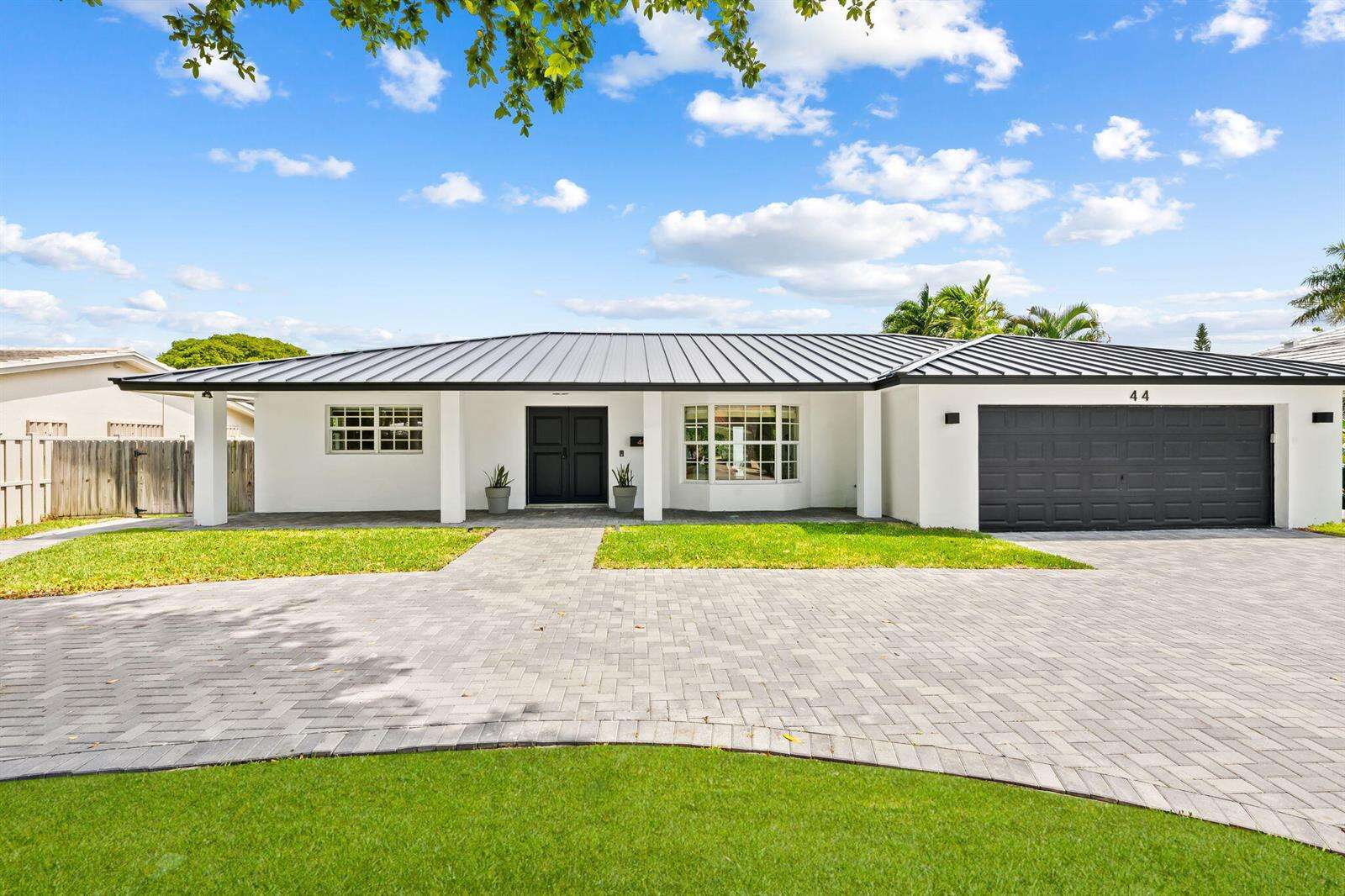44 Fort Royal, Fort Lauderdale, FL 33308 - For Sale photo 1