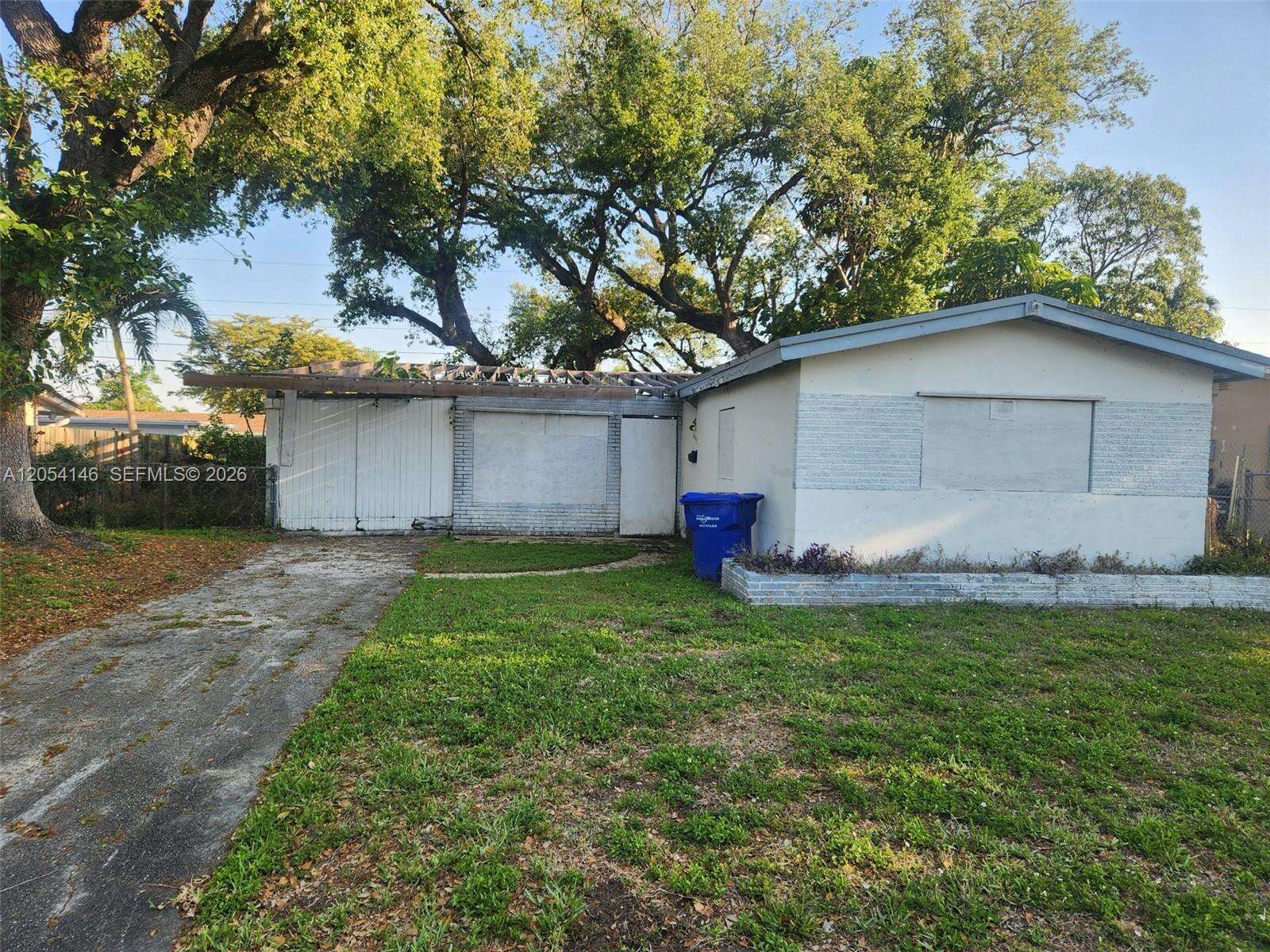 6331 Harding St, Hollywood, FL 33024 - For Sale photo 1